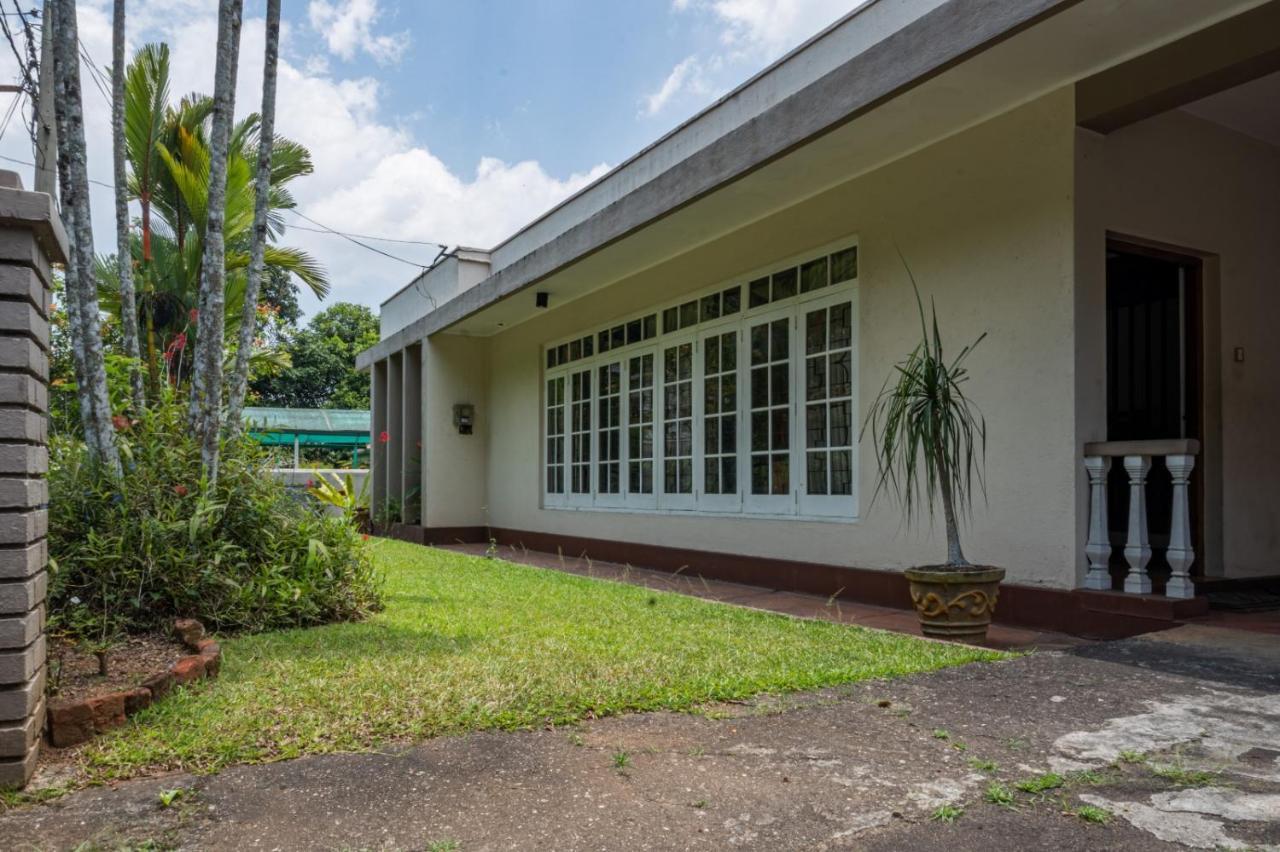 Kandy Twin Hostel Экстерьер фото